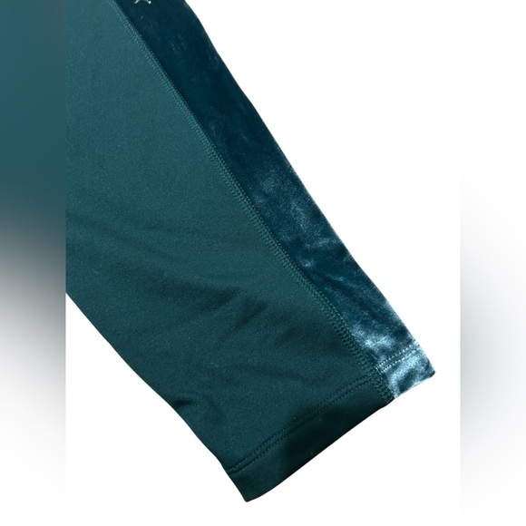 PINK Victoria's Secret Cozy Velvet Velour Fleece Lined Leggings Size M Green NWT - Picture 2 of 9